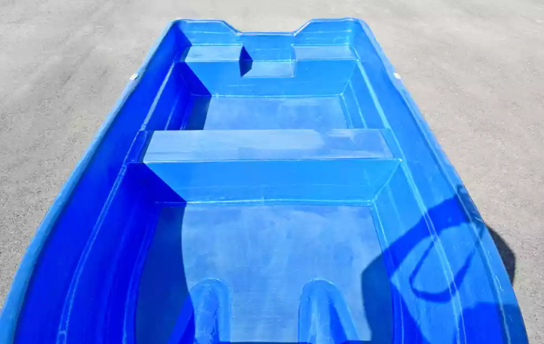 Стеклопластиковая лодка Neman-340 (тримаран) в Абакане