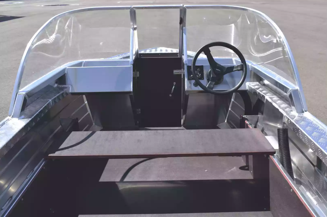 Алюминиевая лодка Wyatboat-390 DCM в Абакане