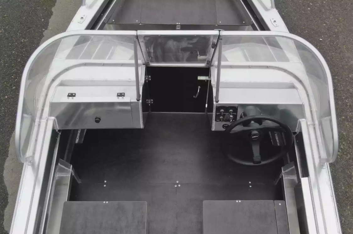 Алюминиевая лодка  Neman-400 DC в Абакане