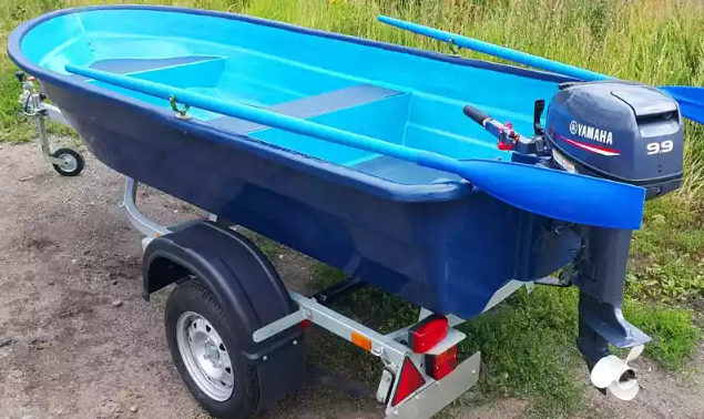 Стеклопластиковая лодка Neman-340 (тримаран) в Абакане