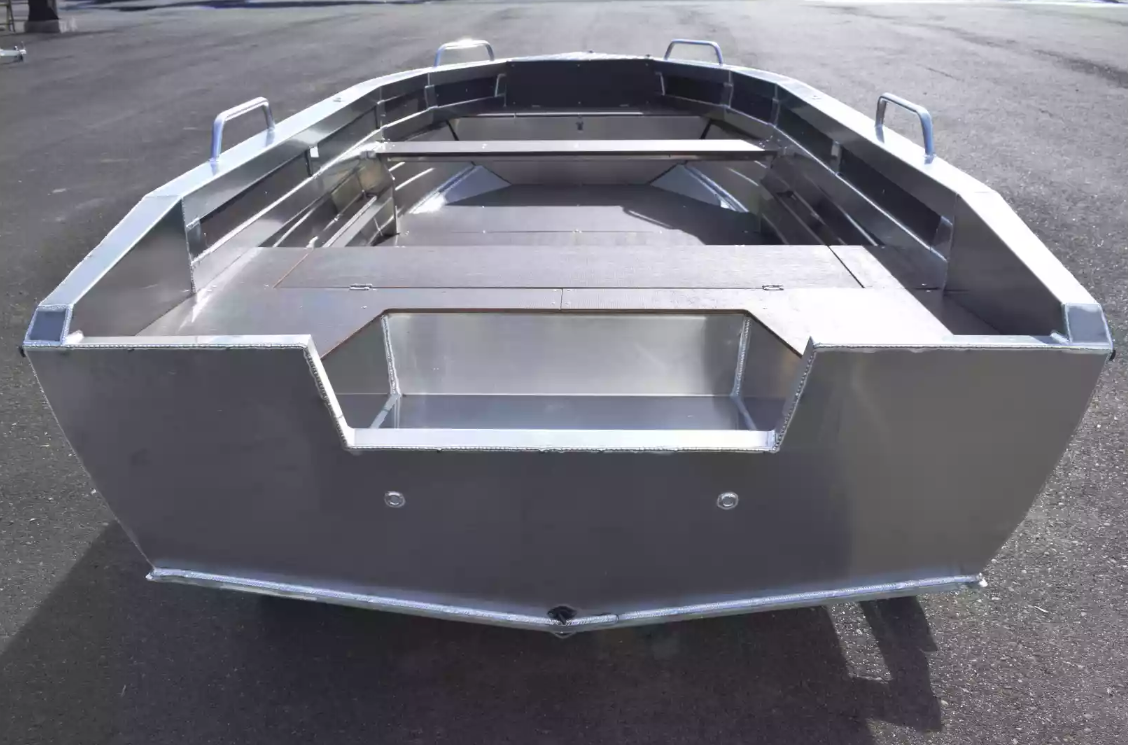 Алюминиевая лодка  Неман-480 Р в Абакане