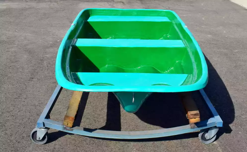 Стеклопластиковая лодка Старт (тримаран) в Абакане