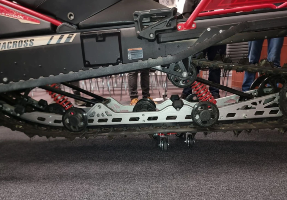 Снегоход AODES Siberiacross 1000 WT 508mm LCD 6.8 в Абакане