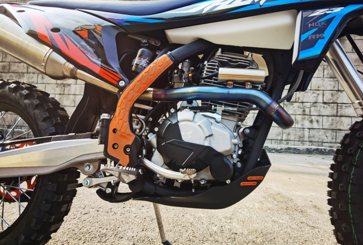 Мотоцикл JHLMOTO JHL Z3 CB250 (172FMM-3A) в Абакане