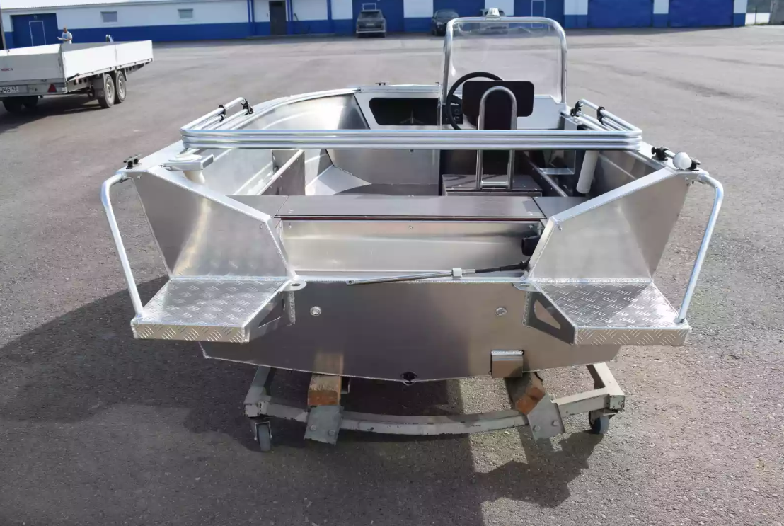 Алюминиевая лодка Неман-400 С в Абакане