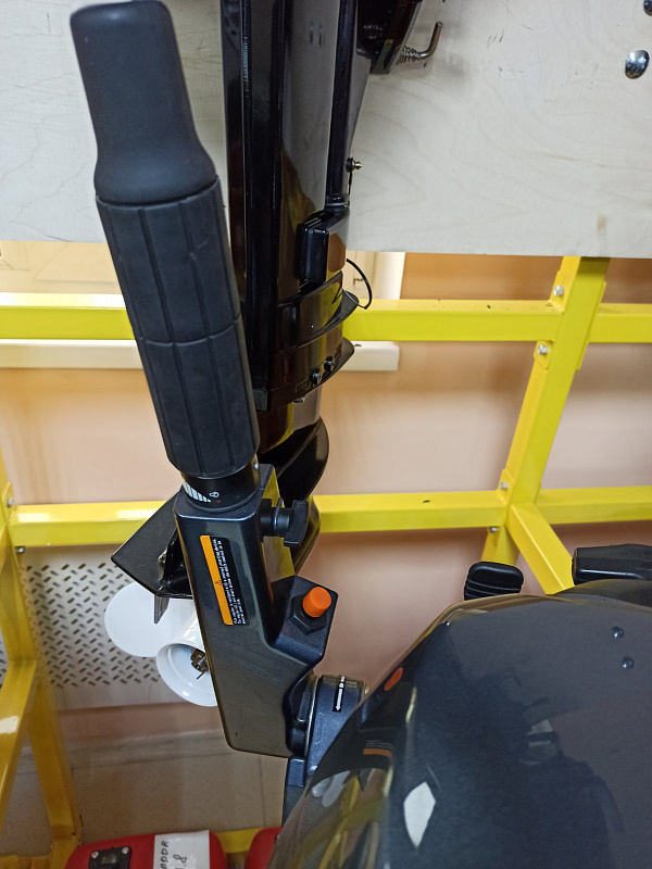 Лодочный мотор BREEZE F9,9S (4х тактный) в Абакане