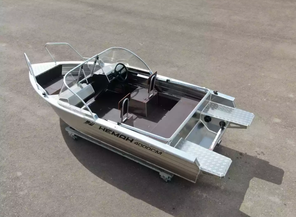 Алюминиевая лодка  Неман-400 DCM NEW в Абакане