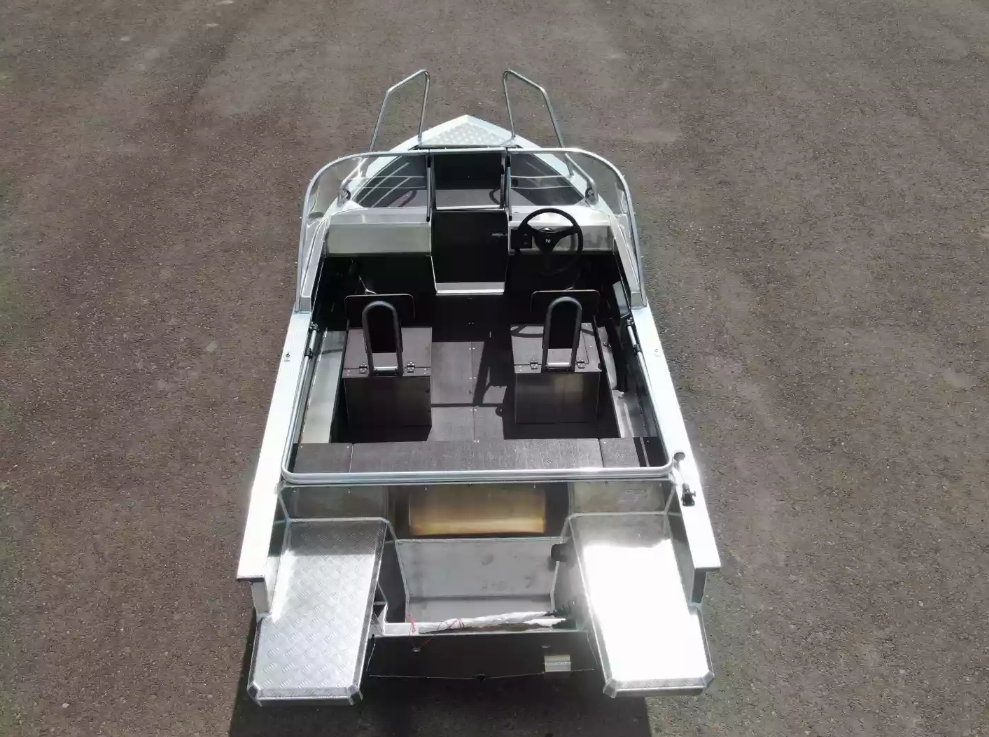 Алюминиевая лодка  Неман-400 DCM NEW в Абакане