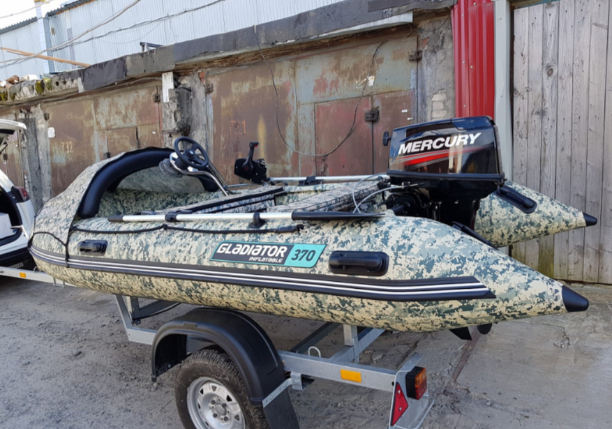 НАДУВНАЯ ЛОДКА GLADIATOR C370AL в Абакане
