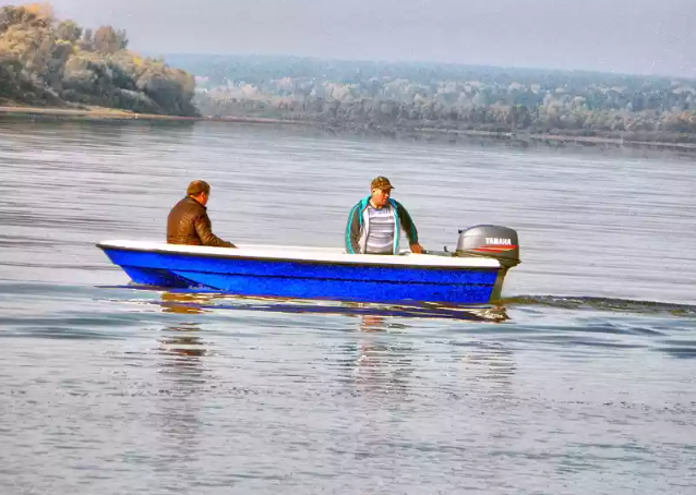 Стеклопластиковая лодка Wyatboat 430 тримаран в Абакане