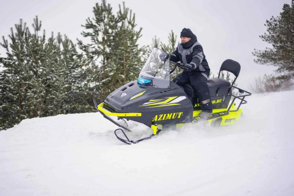 Миниснегоход Бурлак Азимут 24 л.с. , эл.запуск, реверс, тормоз гидравл, капот черный в Абакане