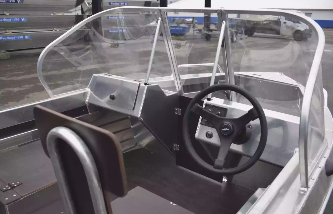 Алюминиевая лодка  Neman-400 DC в Абакане