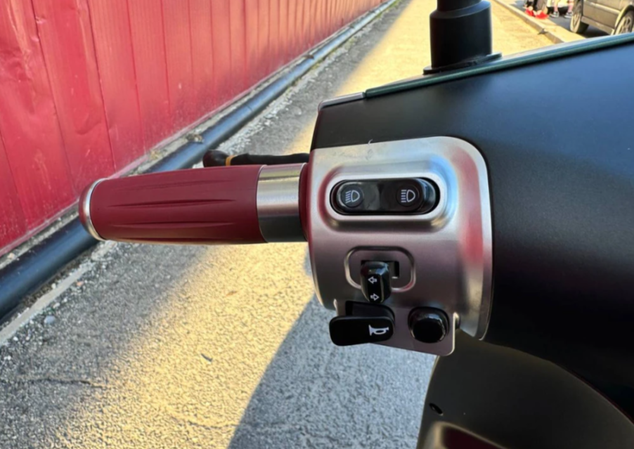 Скутер PROMAX Miami 240 (49) в Абакане