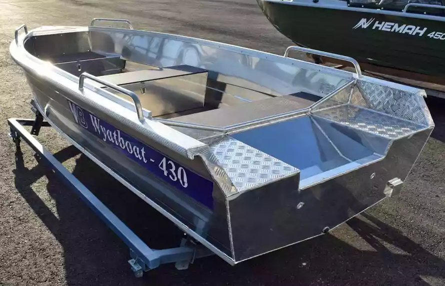 Алюминиевая лодка  Wyatboat-430 Р в Абакане