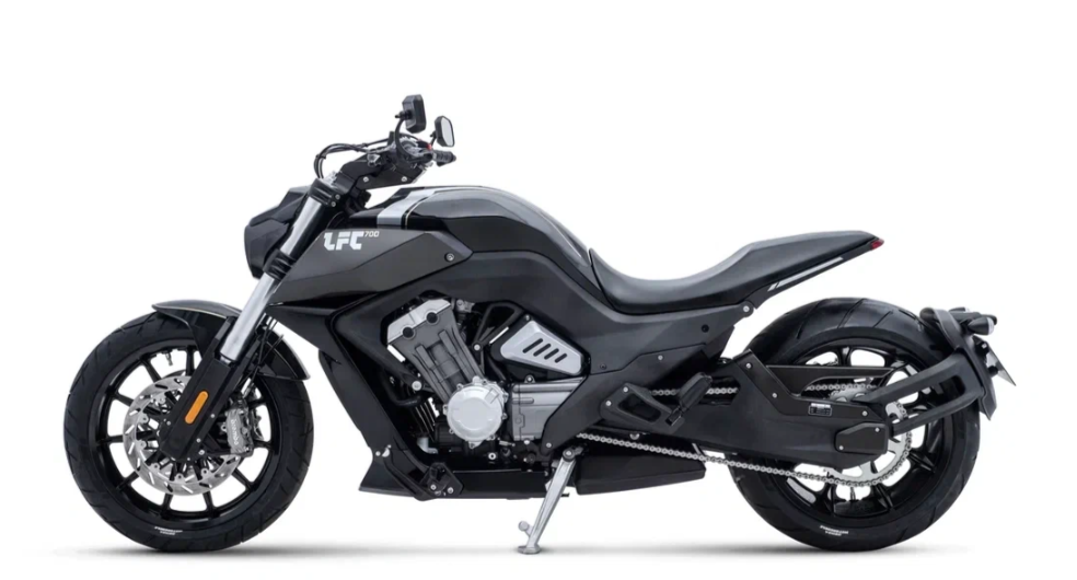 Мотоцикл Benda LFC 700 в Абакане