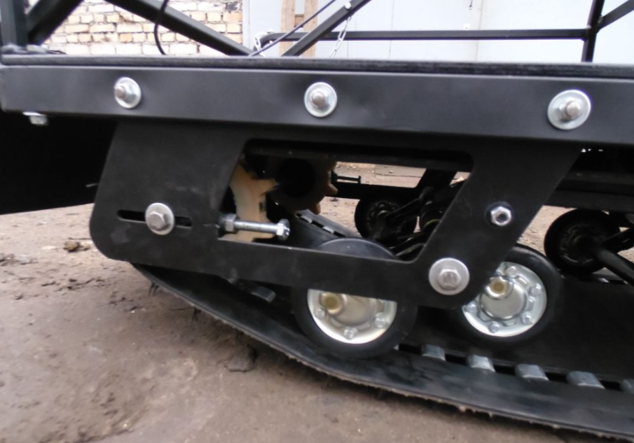 Мотобуксировщик AhtaR Зима 15 л/с с вариатором в Абакане