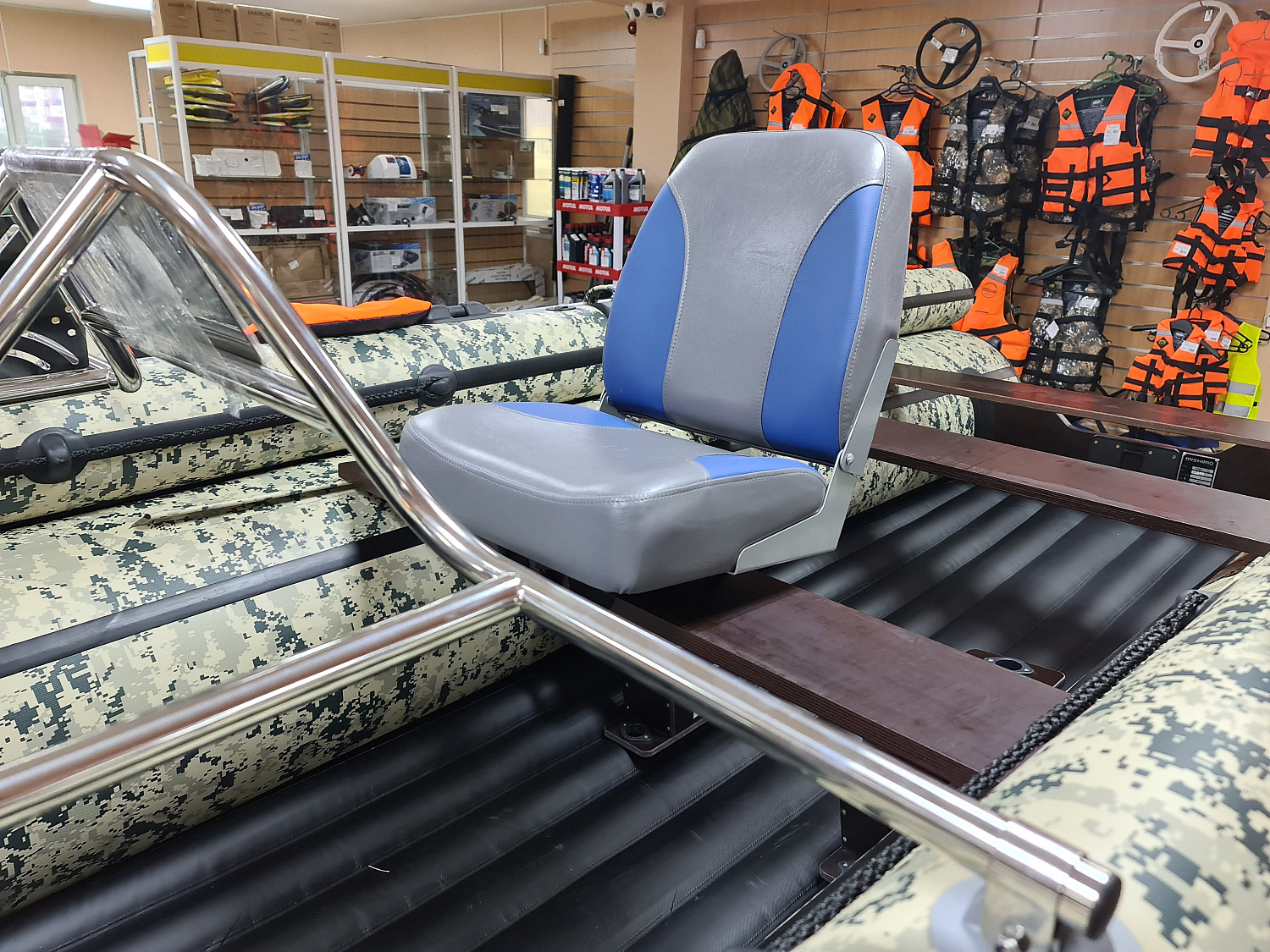 КРЕСЛО МЯГКОЕ РАСКЛАДНОЕ С ПОВОРОТНЫМ МЕХАНИЗМОМ ДЛЯ ЛОДОК в Абакане