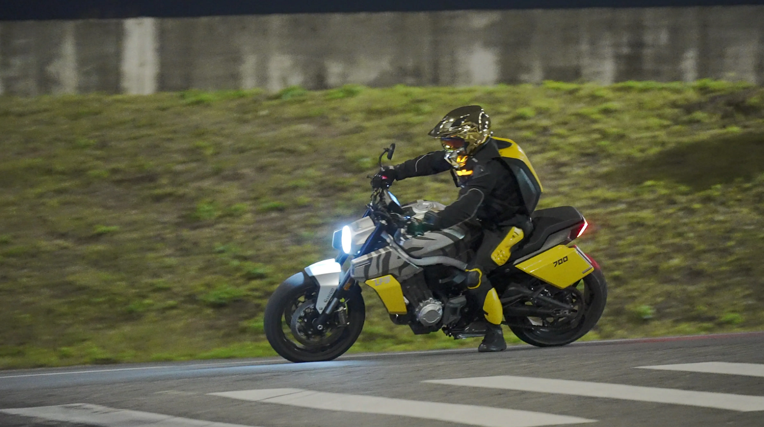 Мотоцикл Benda LFS 700 в Абакане